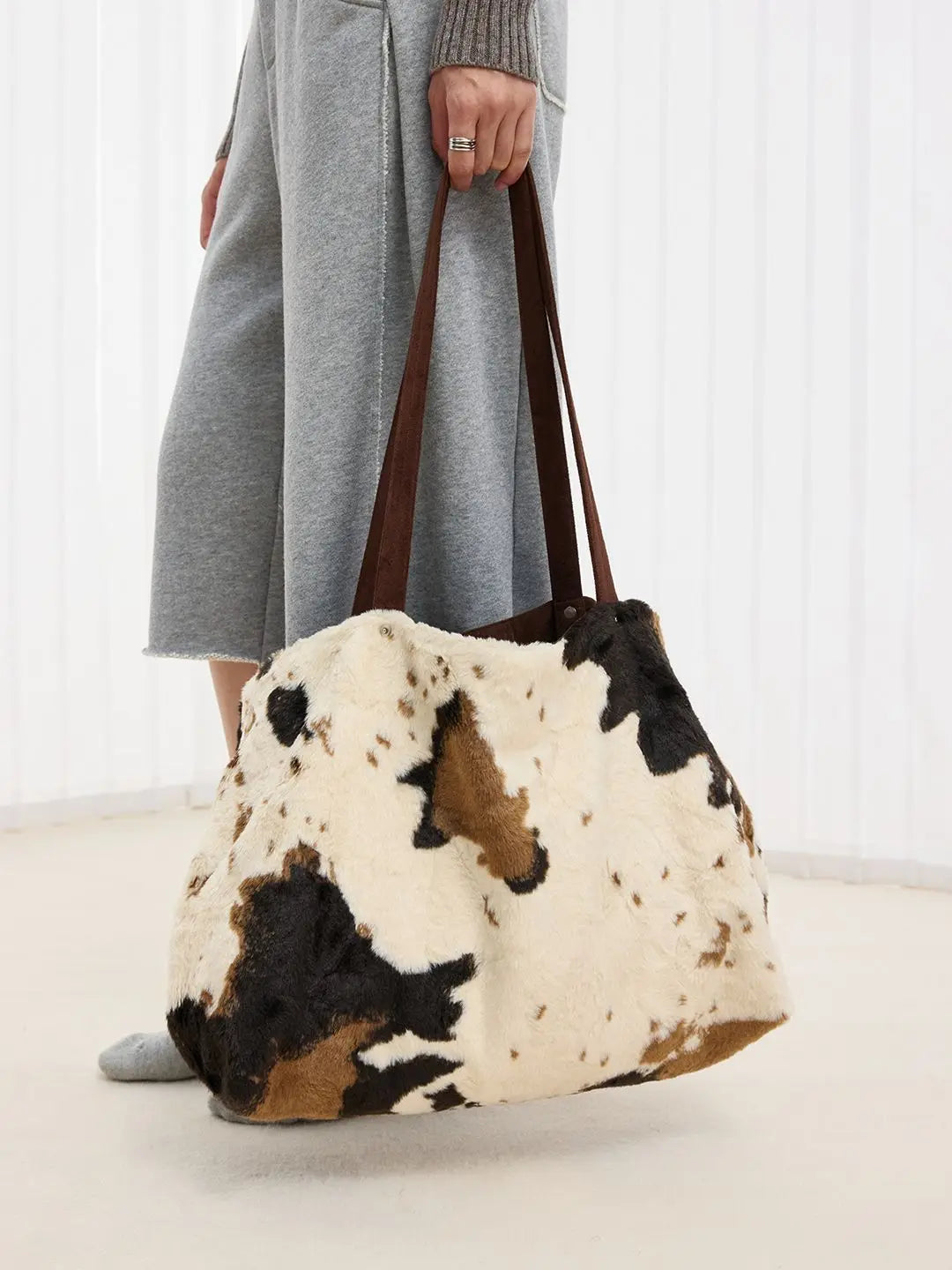 Cow Print Plush Tote – That Fluffy Bag Everyone Wants